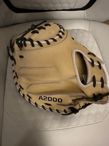 New Catcher's 33" A2000 Baseball Glove