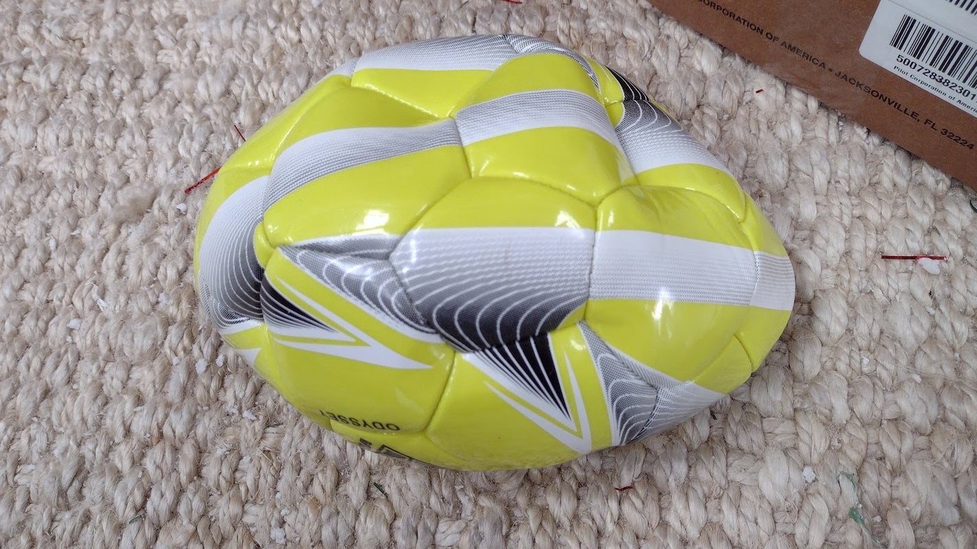 Vizari Odyssey Soccer Ball |  Yellow Size 4 |  VZBL91763-4