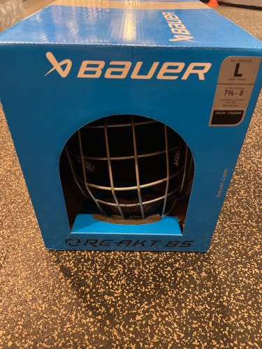New Large Bauer Re-Akt 85 Helmet Combo