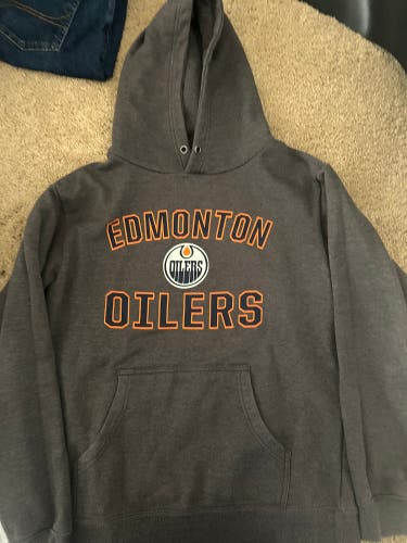 Edmonton Oilers sweatshirt Medium