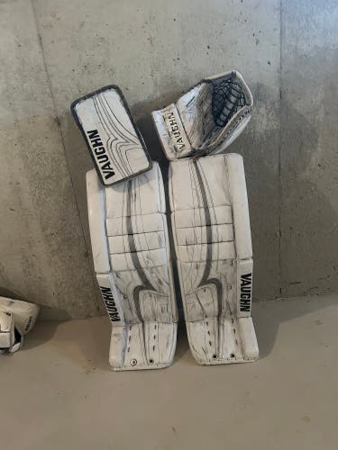 35+ 2 Regular Pro Stock Goalie Full Set