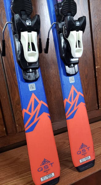 140cm Salomon QST Max JR Skis w/SALOMON L6 GRIP WALK/ EZ TRACK