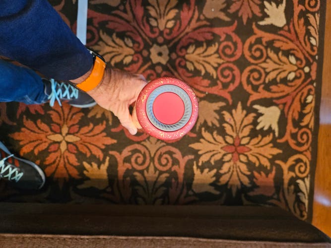 Used USSSA Certified 2023 Easton Composite Hype Fire Bat (-8) 23 oz 31"