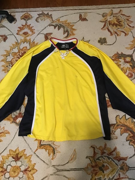 OT Sports Goalie Jersey size 58G with fight strap