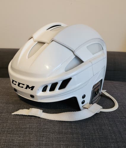 Used Medium CCM Fitlite Pro Helmet