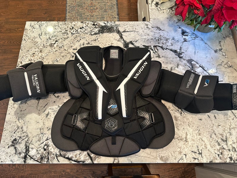 NEW VAUGHN V9 VELOCITY PRO CARBON CHEST PROTECTOR