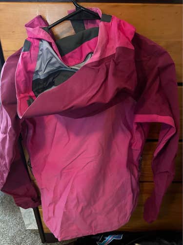 Pink Used Women's XS Patagonia Hard Shell Ski Jacket Gore-Tex