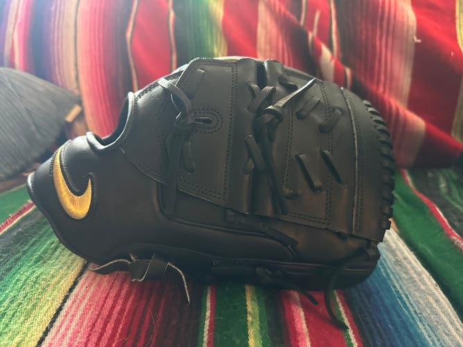 Nike Alpha Hurache Glove
