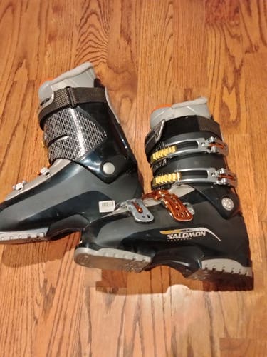 Used Salomon All Mountain Performa 8 Ski Boots