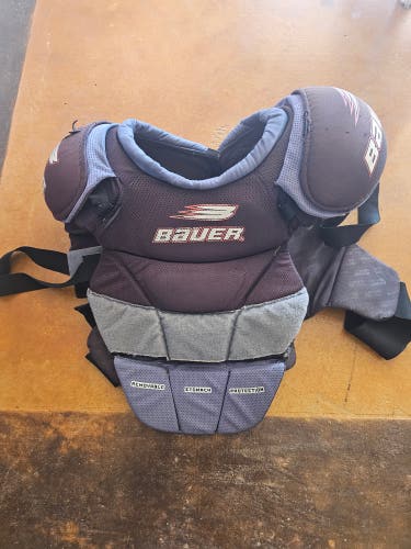 Senior Used XL Bauer Supreme 3000 Shoulder Pads