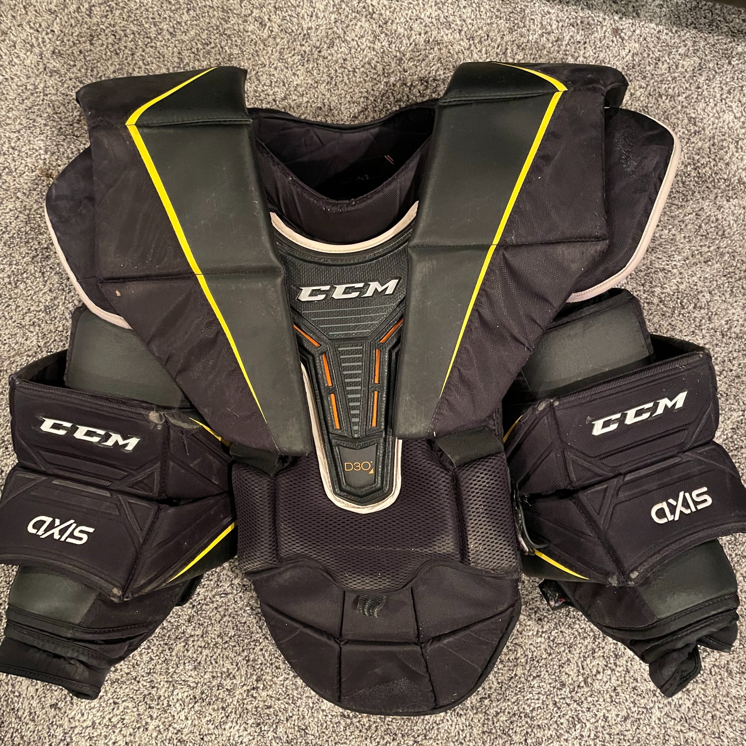 Used Small CCM Axis pro Goalie Chest Protector
