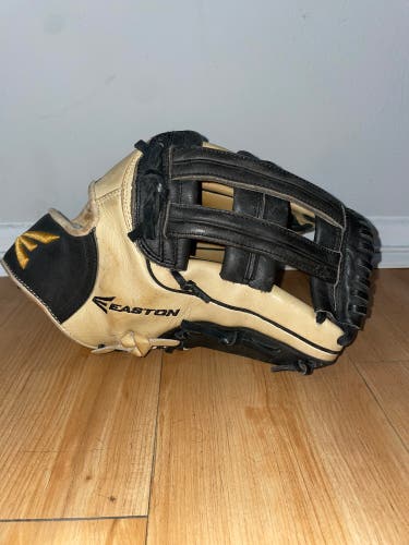 Easton Professional 12.75 Inch Outfield Glove EPG90WG