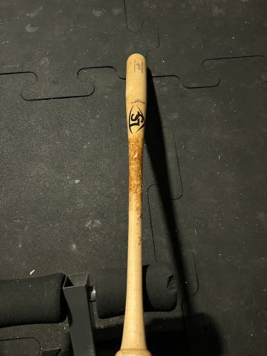 CB35 32” Wood Bat
