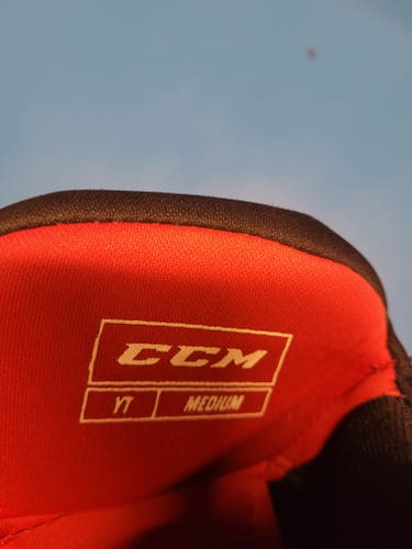 Youth Used Medium CCM Jetspeed Edge Hockey Pants