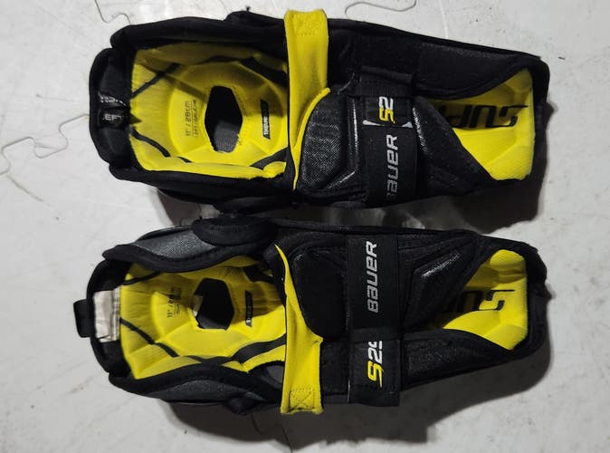 Junior Used Bauer Supreme S29 11" Shin Pads