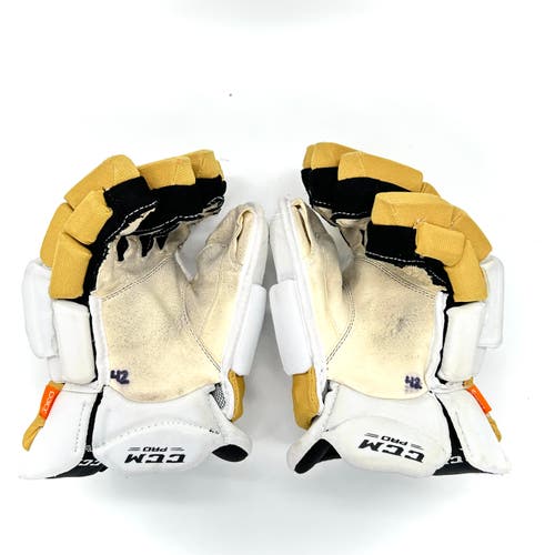 Used Pro Stock CCM HGPJSPP Gloves - Vegas Golden Knights (NHL)