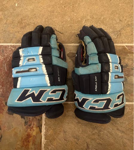 CCM 14” 4R Pro hockey gloves - HG4PRC - baby blue hockey gloves