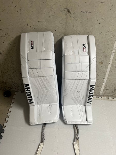 Pro Carbon V10 Goalie Leg Pads Vaughn