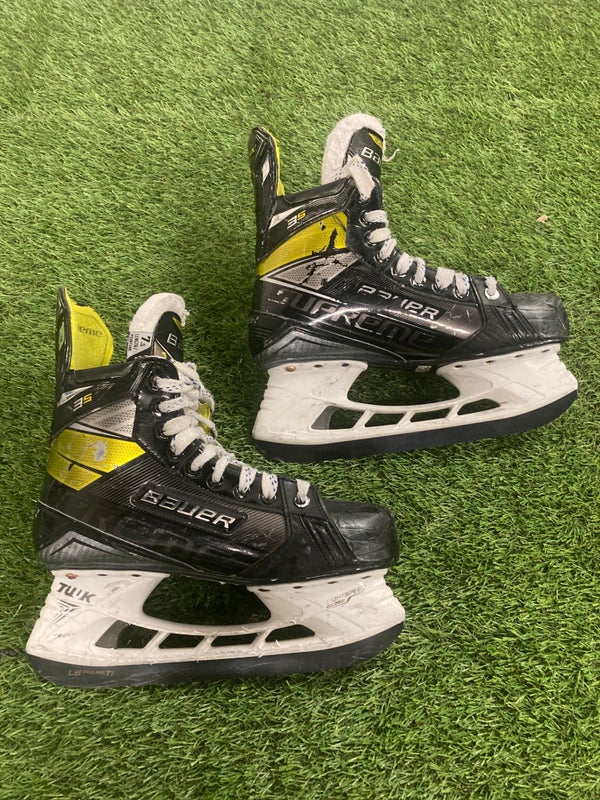Used Senior Bauer Supreme 3S Hockey Skates 7.5 (Fit 1)