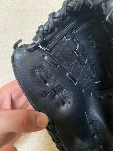 Wilson A2000 Cubs Exclusive