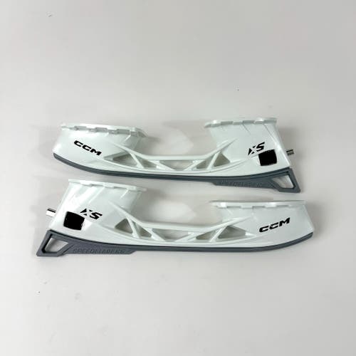 Brand New Pair of 247mm CCM XS Holders - No steel