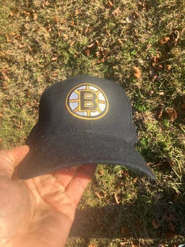 Boston Bruins American Needle flexhat Large/XL