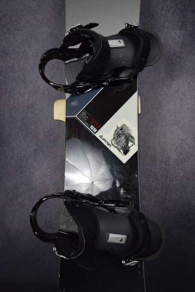 BURTON T6 SNOWBOARD SIZE 159 CM WITH BOTHAUS LARGE BINDINGS