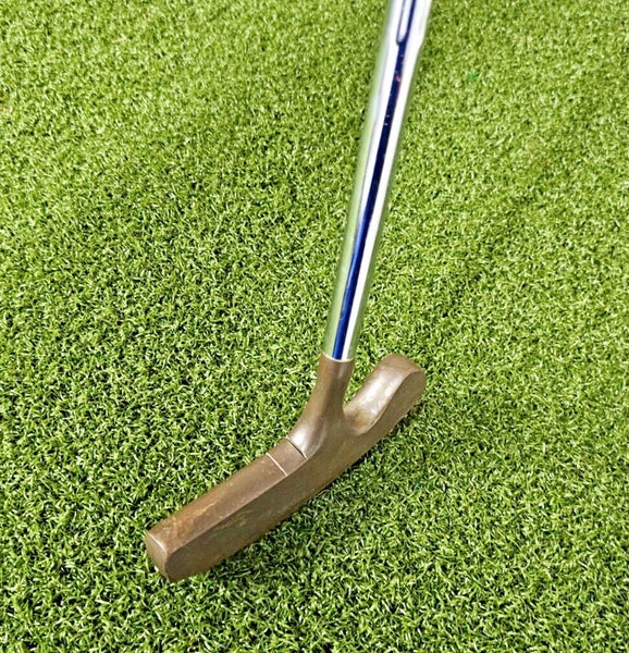 Acushnet Bulls Eye Blade Putter  /  RH  /  Fluted Steel ~35"  /  jd8396