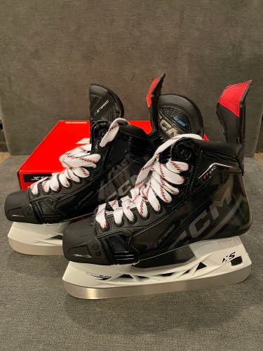 New CCM Jetspeed FT690 Skates 8.5 Regular MSRP $600