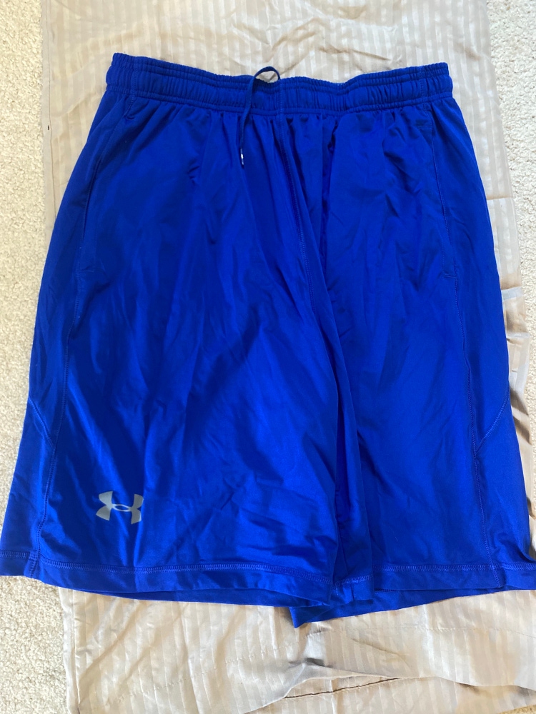 Blue Used Men's Under Armour Shorts - Size Medium (pockets)