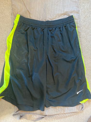 Black Used Men's Nike Shorts - Size XXL (NO pockets)