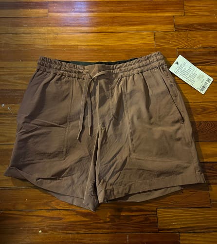 Men’s Lululemon Smoky Topaz Bowline Shorts 5”