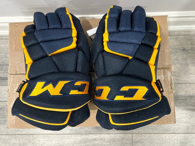 New CCM TACKS 9080 hockey GLOVES SENIOR-14”