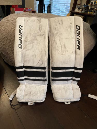 28" Bauer  Gsx Goalie Leg Pads