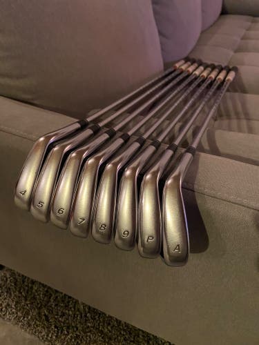 Men's Left Hand Regular Flex Steel Shaft R9 Iron Set
