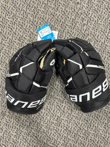 Bauer Supreme M5 Pro Black 15” gloves