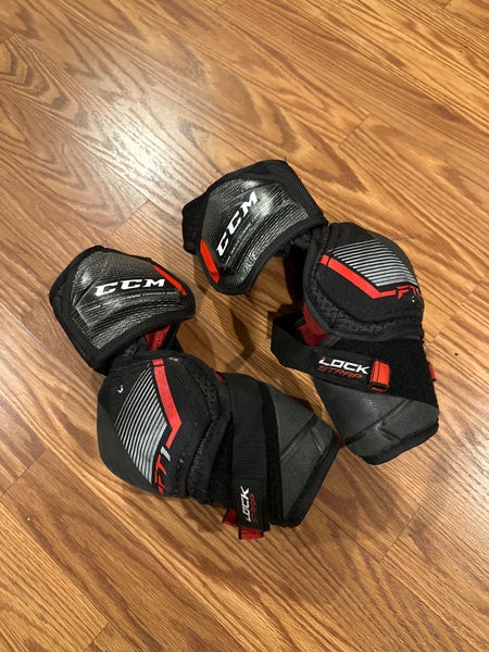 CCM Jetspeed FT1 elbow pads