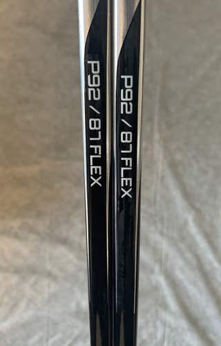 Bundle 2 X Bauer VAPOR HYPERLITE 2 Hockey Stick | 87 Flex P92 Curve | Senior Left Hand