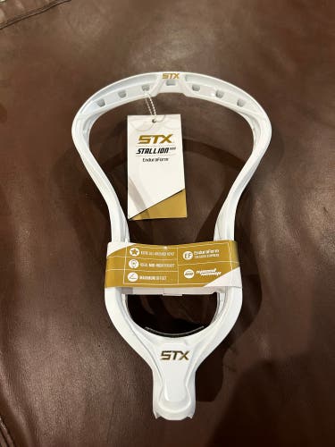New Attack & Midfield Unstrung Stallion 900 Head