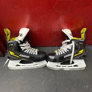 Senior Bauer Extra Wide Width  Size 6 Supreme M3 Hockey Skates