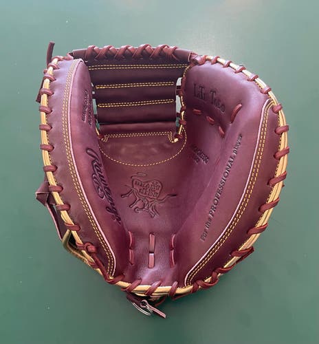 New 2023 Rawlings Right Hand Throw Catcher's Heart of the Hide Baseball Glove 33"
