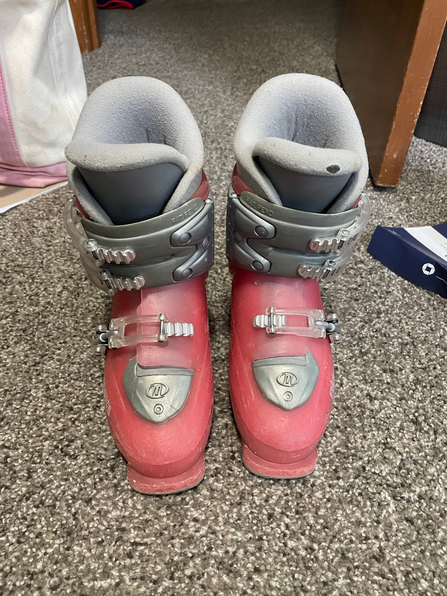 Kid's Used Tecnica All Mountain JT3 Ski Boots Medium Flex