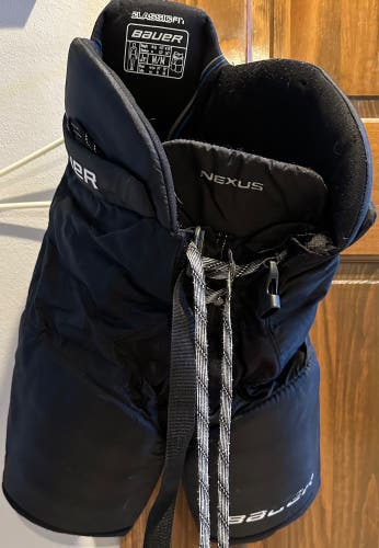 Junior Medium Bauer Nexus N7000 Hockey Pants