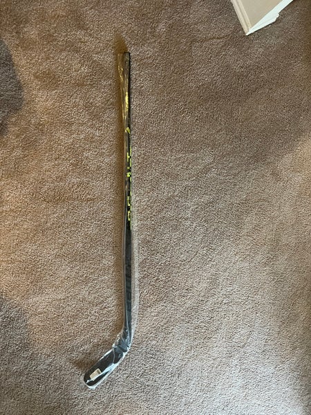 Senior Right Handed P92 Ag5nt Hockey Stick