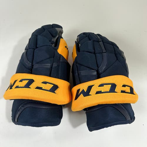 Brand New CCM HG12 Gloves Nashville Predators 14"