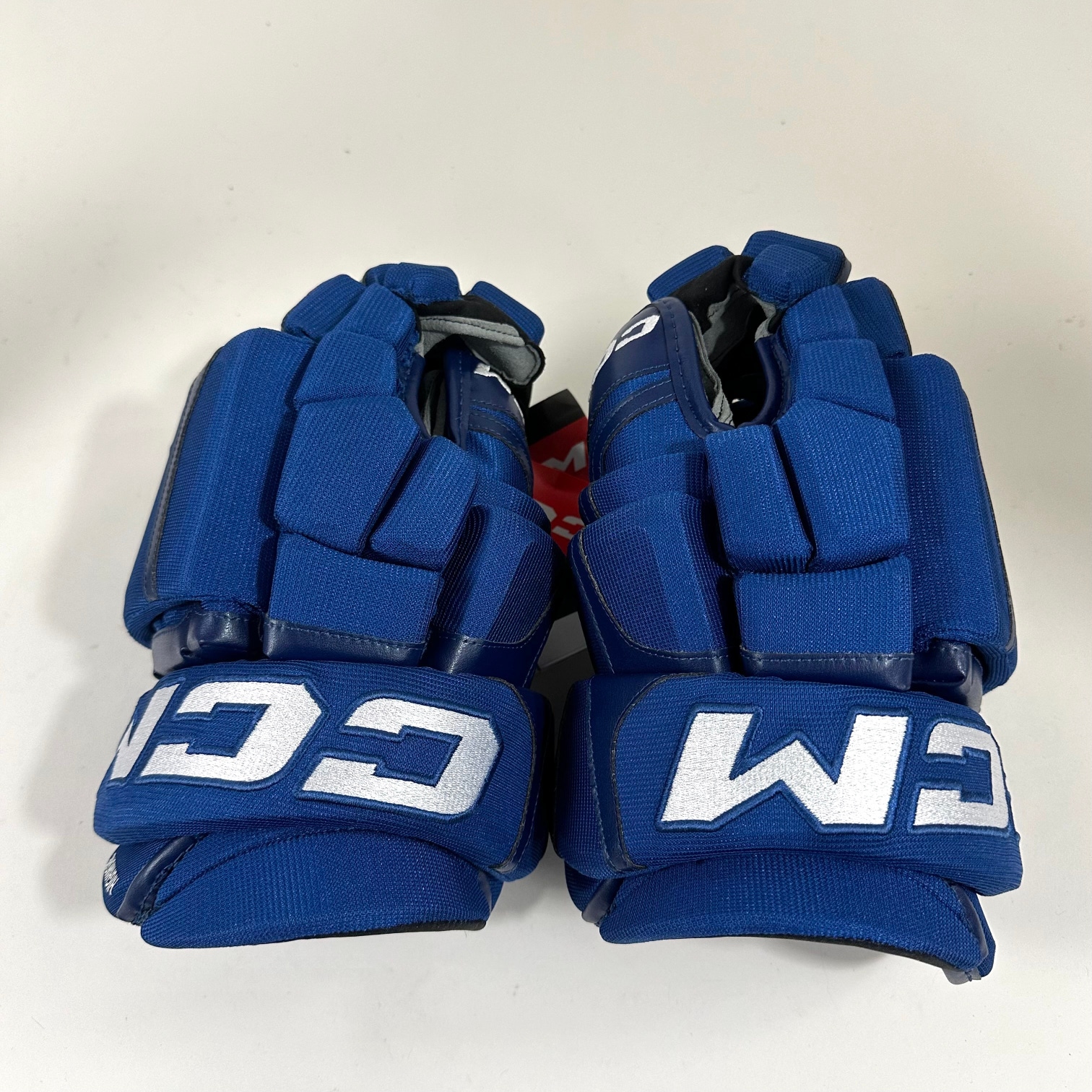 Brand New CCM HGCLPR Gloves 14" Highmore Vancouver Canucks
