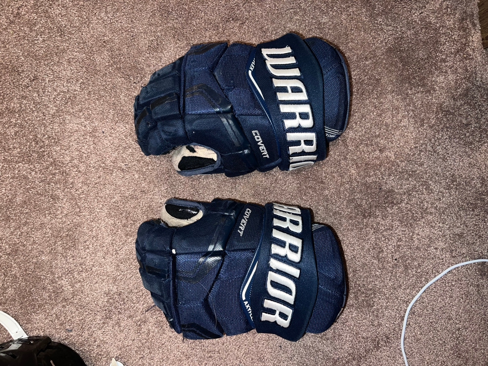 Used Warrior QRE Pro Gloves 15"