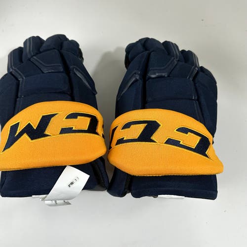 Brand New CCM HGQLXP Gloves Buffalo Sabres 15"