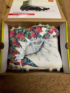 BN UA Highlight cleat - floral - 9.5