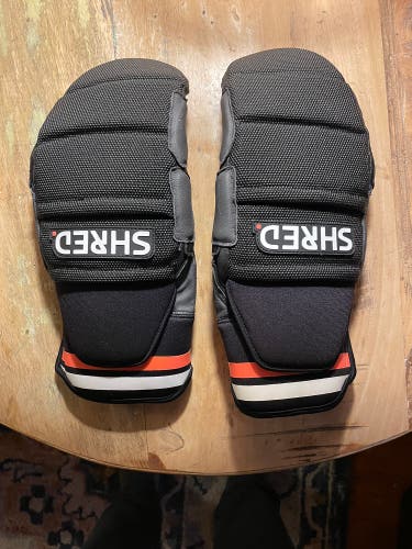 Shred Ski Race Protective Mitt